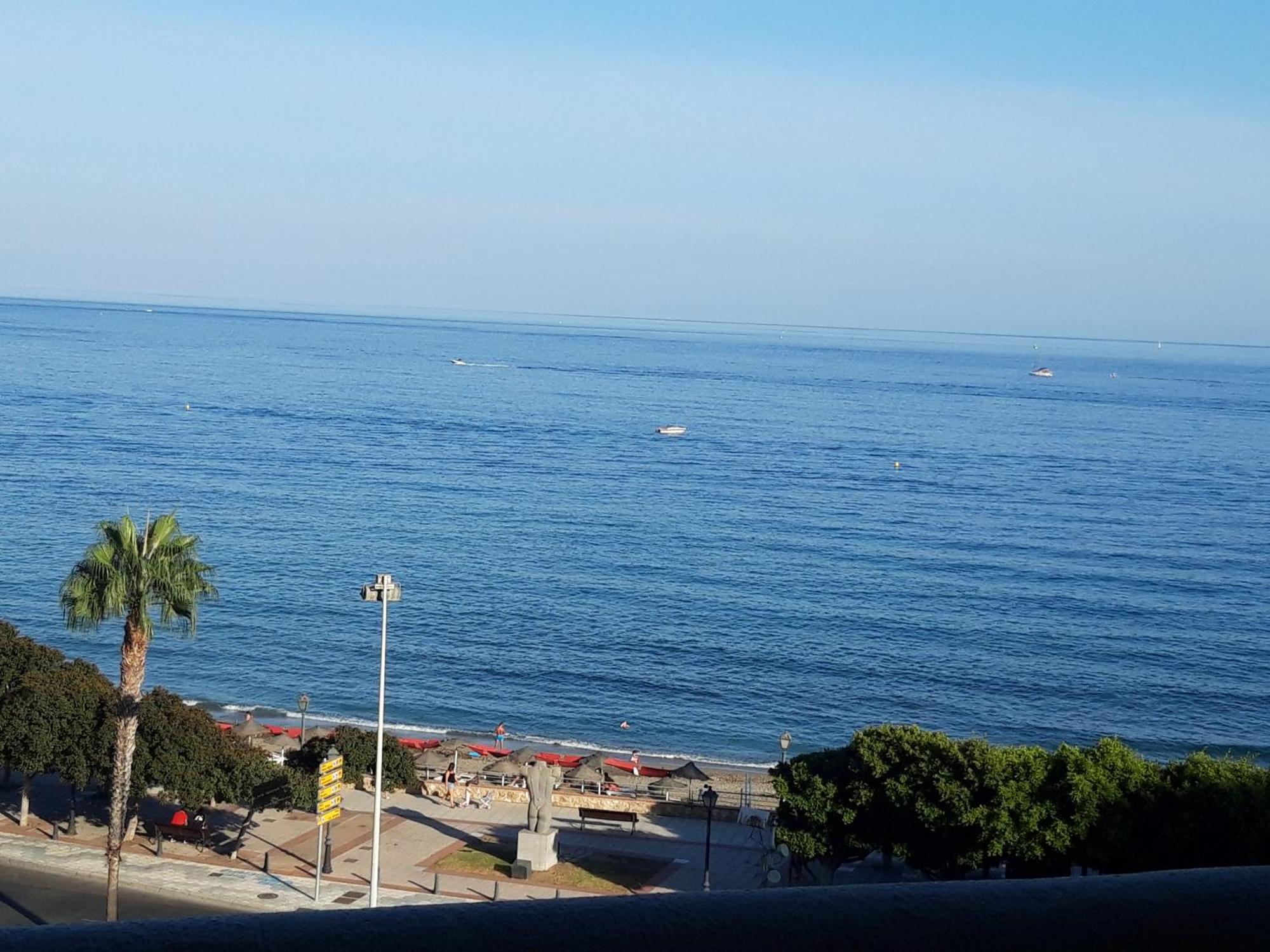Benalbeach Holidays Benalmadena Bilik gambar